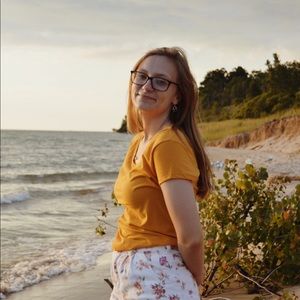 Meet your Posher, Emma